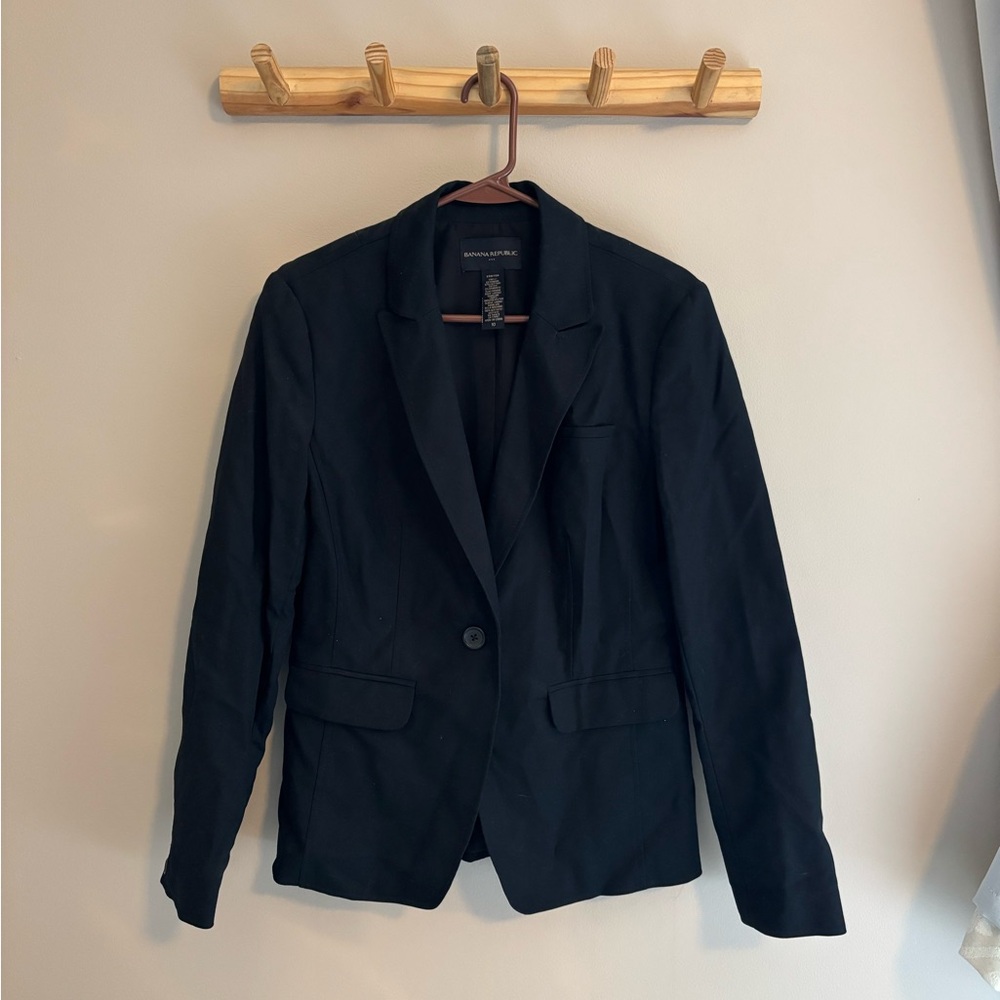 Women’s Black Banana Republic Blazer